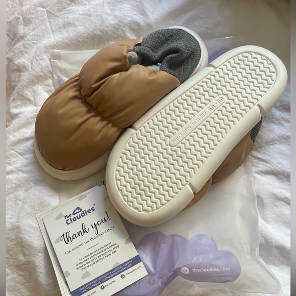 NWT the cloudies comfort slipper size 11/12 - Picture 6 of 8